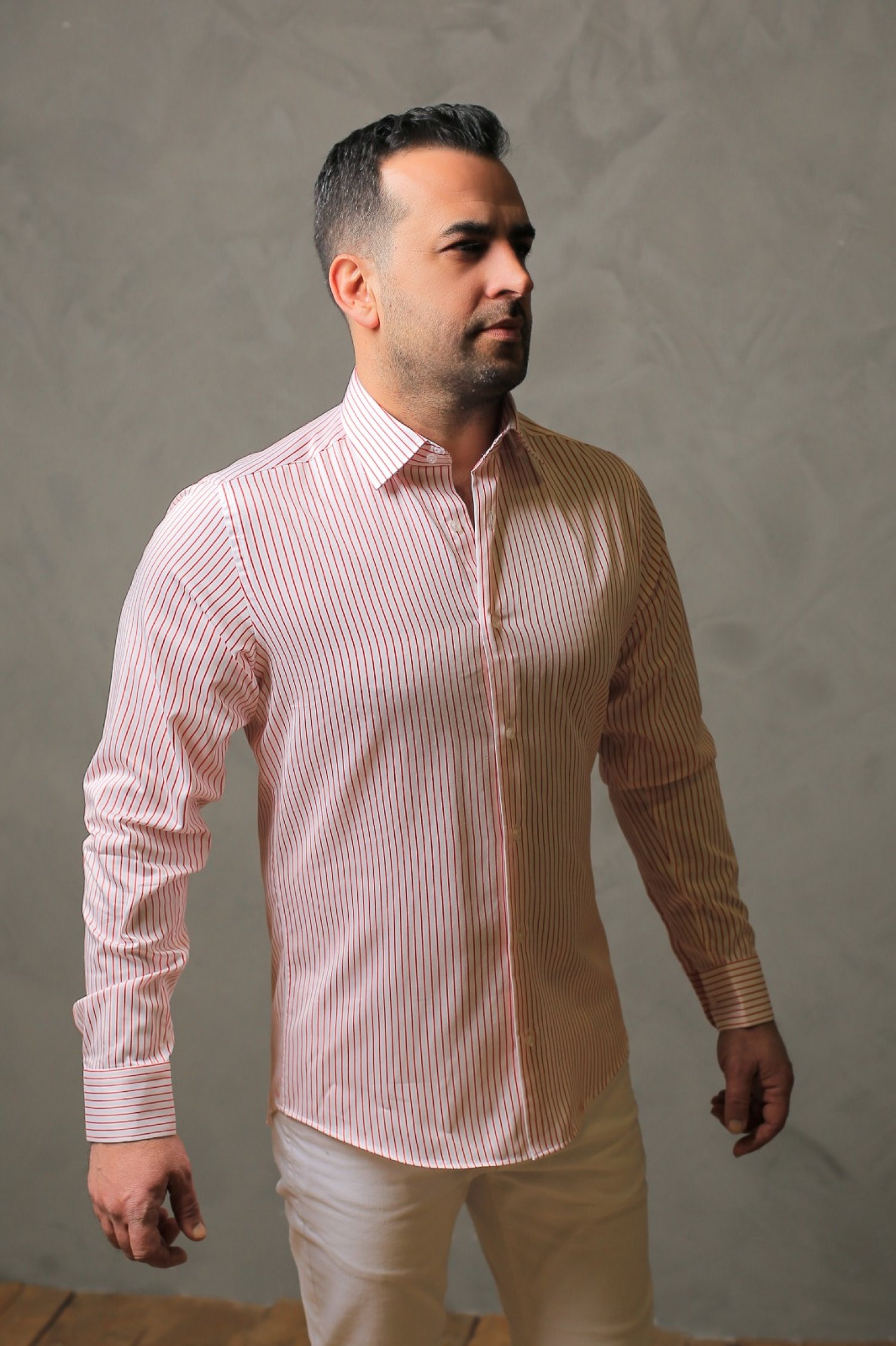 %100 Pamuk Saten Kırmızı Çizgili Beyaz Slim Fit Gömlek  - L YJVB