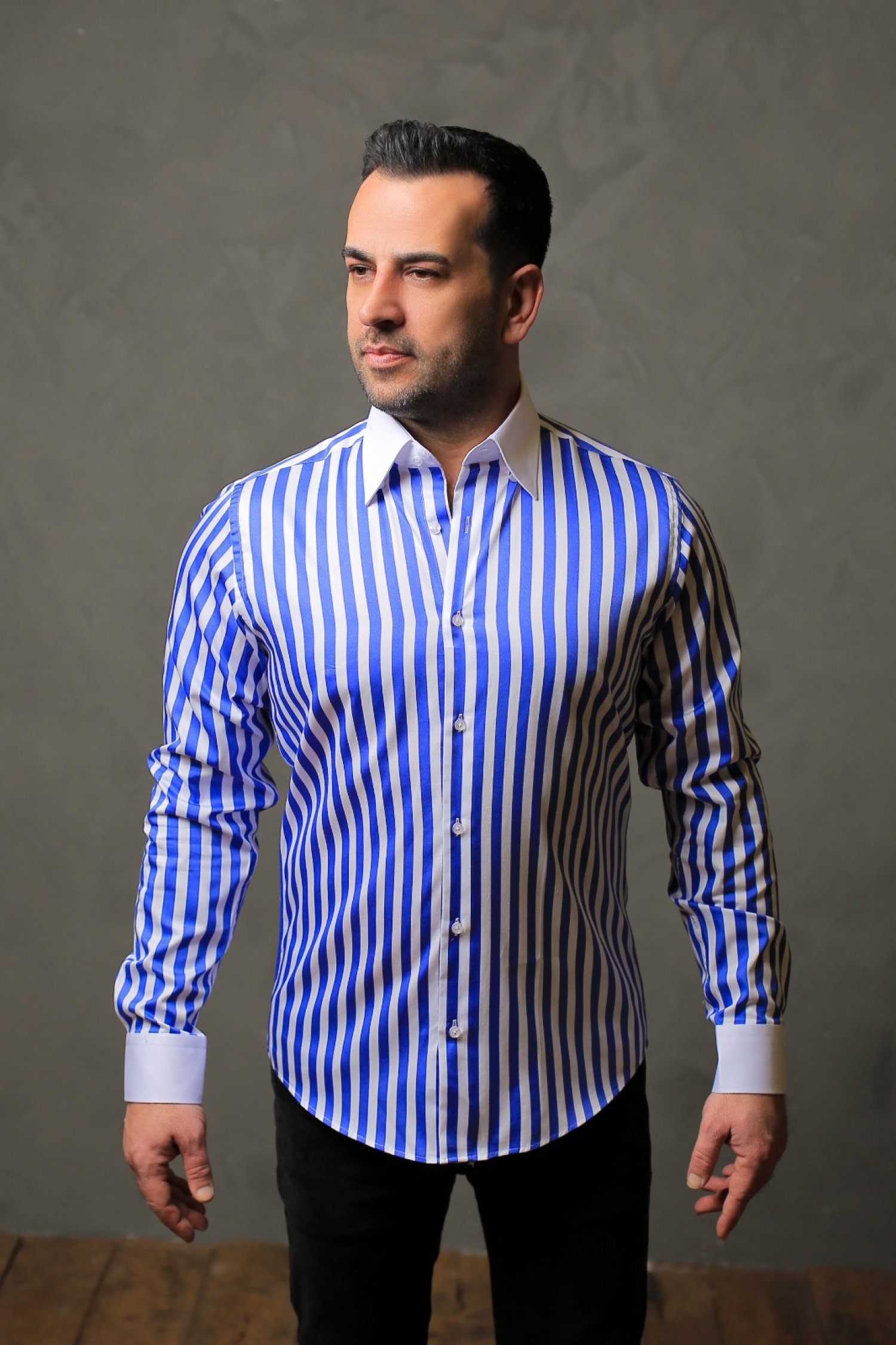 %100 Pamuk Saten Manşet Mavi Çizgili Slim Fit Gömlek  - S HVN6