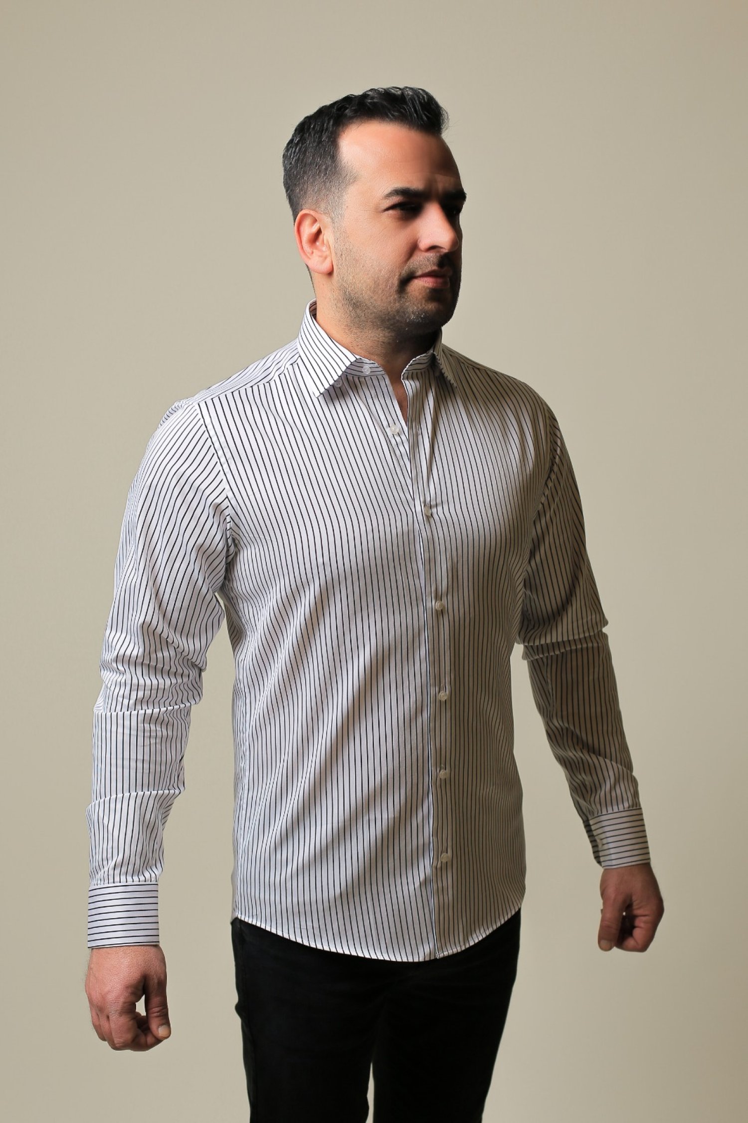 %100 Pamuk Saten Siyah Çizgili Beyaz Slim Fit Erkek Gömlek - M CZFO