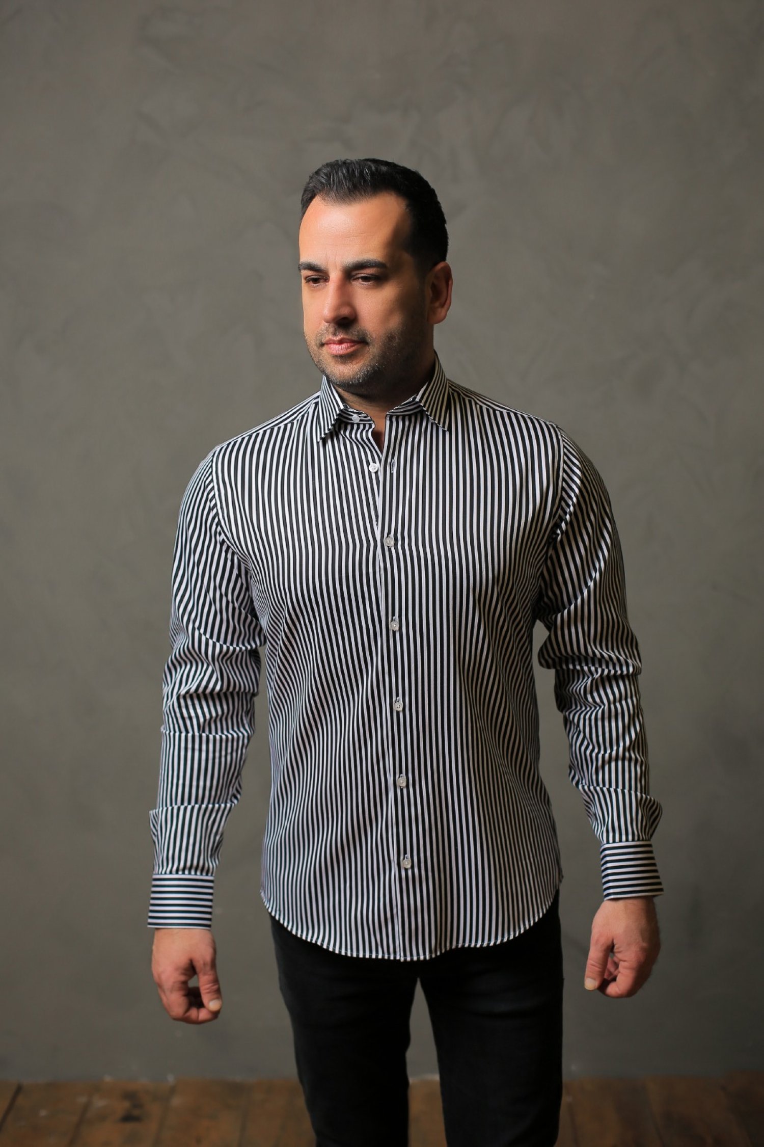 %100 Pamuk Saten Siyah Kalın Çizgili Slim Fit Gömlek - XL K4K6